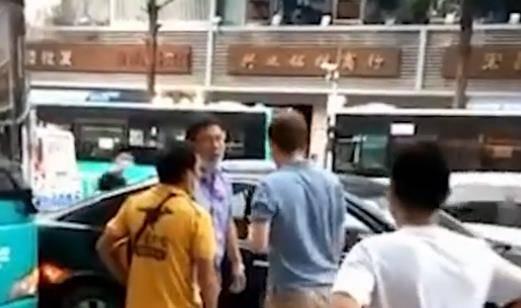 国外爆料南京打人视频,国外爆料视频揭露惊人一幕 第1张 国外爆料南京打人视频,国外爆料视频揭露惊人一幕 第1张